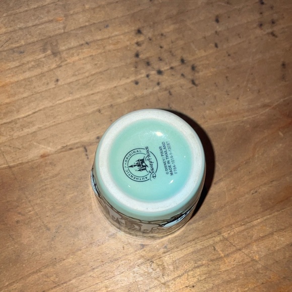 Disney Mine Mine Mine Seagulls Finding Nemo Pixar shot glass - Picture 8 of 10